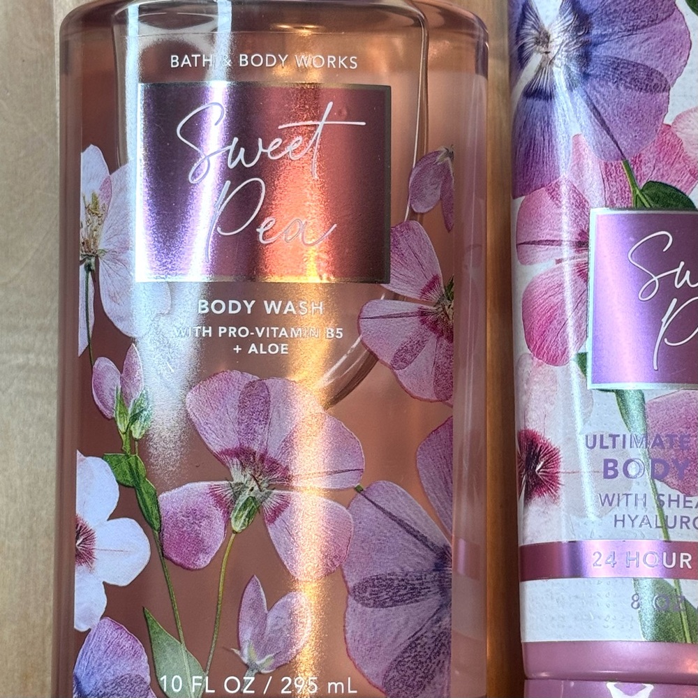 Bath & Body Works Sweet Pea Body Wash and Lotion - Picture 3 of 6